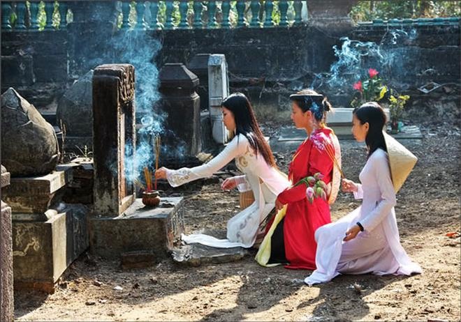 tảo mộ ngày tết