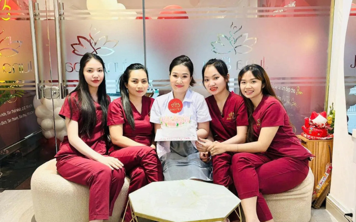 massage cổ vai gáy chuyên sâu tại Juna Spa