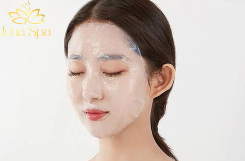 Dưỡng ẩm đúng cách giúp da mềm mại hơn